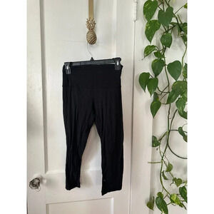 Lululemon women’s size small black leggings